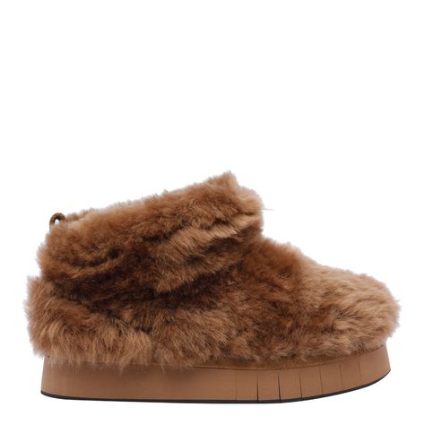 Find PALOMA BERCELÓ Paloma Barcelò Boots on Editorialist. Paloma Barcelo' brown leather Belina ankle boots, calf upper and rubber sole, faux fur effect, eu (it) size chart Fluffy Boots, Aesthetic Outfits Men, Shoe Wishlist, Fur Boots, Valentino Bags, Sneaker Wedge, Mood Board Fashion, Swag Shoes, Paloma