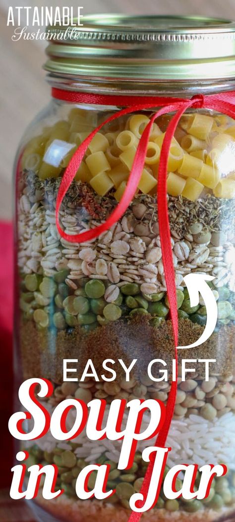 Dry Soup Mix Recipes, Soup Mix In A Jar, Homemade Soup Mix, Jar Food Gifts, Mason Jar Gifts Recipes, Mason Jar Soup, Easy Hostess Gifts, Soup Gifts, Mix In A Jar