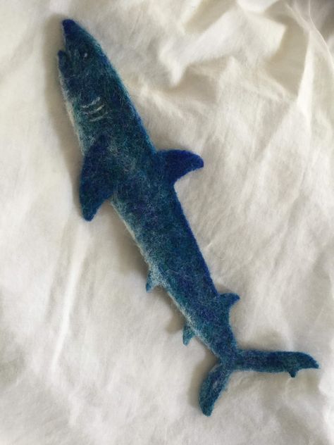 Needle Felted Shark, Felting Animals, Felting Diy, Needle Felting Diy, Felt Projects, Felted Animals, Felt Board, Art Animals, Needle Felt