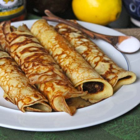 irish pancakes Irish Pancakes, Irish Dinner, Pancake Tuesday, Irish Recipes Authentic, Irish Cooking, Irish Recipes Traditional, Irish Dishes, Irish Cuisine, Irish Breakfast