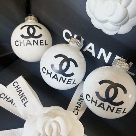 These Are Custom Made By Me Christmas Round Ornaments This Listing Is For Three Ornaments 2.36 In Chanel Christmas, Hello Kitty Book, Madame Chic, Christmas Orniments, Chanel Decor, Silver Christmas Decorations, Glam Christmas, Wine Bottle Bag, White Christmas Decor