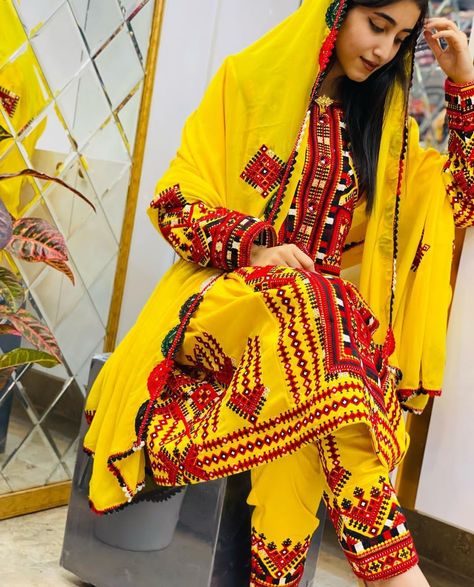 Balochi Girl, Punjabi Dress Design, Real Phone Numbers, Balochi Dress, Big Dog Breeds, Designer Leather Bags, Beautiful Profile, Beautiful Profile Pictures, Arab Culture