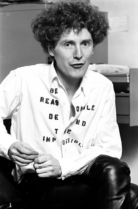 Malcom Mclaren, Malcolm Mclaren, Guy Debord, Celebrities Who Died, 70s Punk, Punk Movement, Fashion Displays, Punk Scene, The New Wave