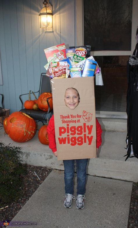 Piggly Wiggly Grocery Bag - DIY Halloween costume Homemade Costumes For Kids, Piggly Wiggly, Clever Halloween Costumes, Homemade Costume, Costume Works, Homemade Halloween Costumes, Homemade Costumes, Halloween Costume Contest, Homemade Halloween