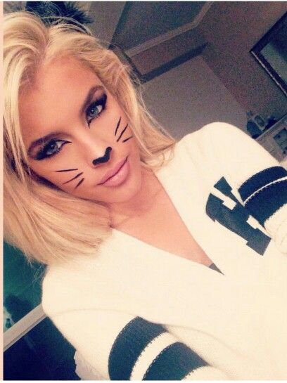 sexy cat makeup look Cat Eye Makeup Halloween, Cat Costume Makeup, Bunny Makeup, Jean Watts, Cat Halloween Makeup, Make Up Diy, Animal Makeup, Cat Makeup Halloween, Bad Kitty