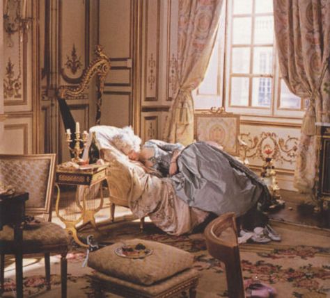 Marie Antoinette Aesthetic, Marie Antoinette Movie, Royal Core, 12 Dancing Princesses, Royalty Aesthetic, Royal Aesthetic, Celebrity Design, Kirsten Dunst, Princess Aesthetic