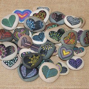 Painted Rocks For Sale, Butterfly Rocks, Pocket Rocks, Hand Hart, Decorated Stones, Ladybug Rocks, Nature Designs, Painted Butterfly, Rock Gifts