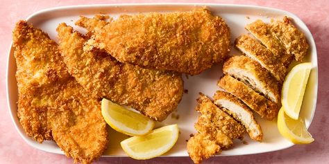 These Crispy Chicken Cutlets Are The Ultimate Comfort Classic Air Fryer Chicken Parmesan, Crispy Chicken Cutlets, New Food Trends, Chicken Cutlet Recipes, Citrus Chicken, Chicken Cutlets, Air Fryer Chicken, Holiday Kitchen, Food Trends