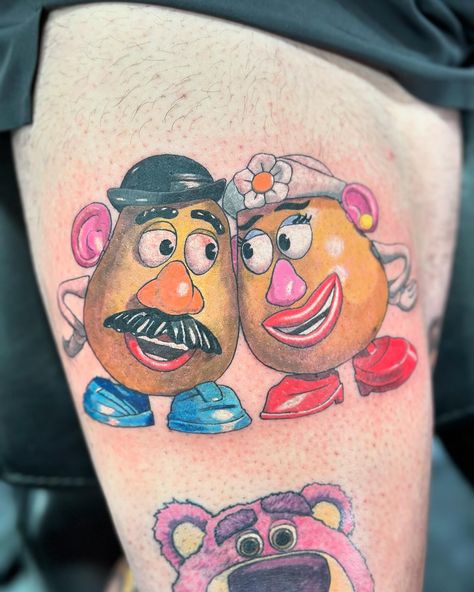 Mr. And Mrs. Potato Head added to the Toy Story leg sleeve. #tattoo #longisland #newyork #longislandtattooartist #stephenrussotattoo #newyorktattooartist #bodyartist #bodyart #art #artist #michaelangeloink #womenwithtattoos #menwithtattoos #toystory #disney Mr And Mrs Potato Head, Toy Story Tattoo, Mrs Potato Head, Mr Potato Head, Leg Sleeve Tattoo, Potato Heads, Potato Head, Leg Sleeve, Cartoon Tattoos