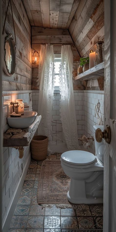 Guest Bathroom Vintage, Cottage Core Master Bath, Tiny Cottage Bathroom Ideas, Small Bathroom Rustic Ideas, Old Farmhouse Bathroom Vintage, Cottage Small Bathroom Ideas, Small Cottage Bathroom, Small Rustic Cottage, Old Farmhouse Bathroom