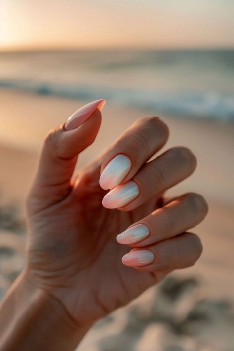 Summer Nails on a Budget: Free Beginners Tips Nail Ideas For Vacation Beach, Nude Beach Nails, Nail Designs For Beach, Neutral Beach Nails, Cruise Nails Designs, Fall Beach Nails, Red And Gold Nail Art, Nude Nail Art Designs, Easy Summer Nail Designs