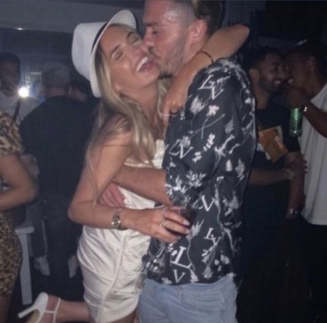 Jack Grealish Girlfriend, Jack Grealish And Sasha, Soccer Wife, Football Players Photos, Wife Aesthetic, Football Wags, Mason Mount, Jack Grealish, Man City