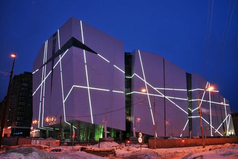 Building With One Light On At Night, Club Building, Mall Facade, Nightclub Design, Chess Club, Facade Lighting, Glass Facades, Building Facade, Facade Architecture