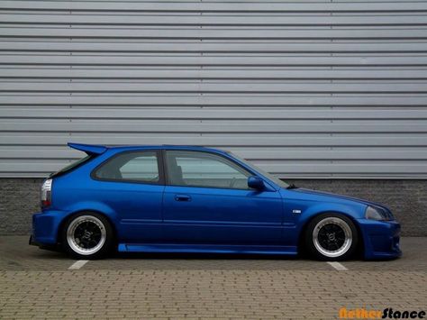 Pinterest: VeeVee416 ❤ Kawaii Cars, Honda Civic 1995, Ek Civic, Honda Civic Vtec, Honda Vtec, Honda Civic Car, Civic Ek, Civic Car, Civic Eg