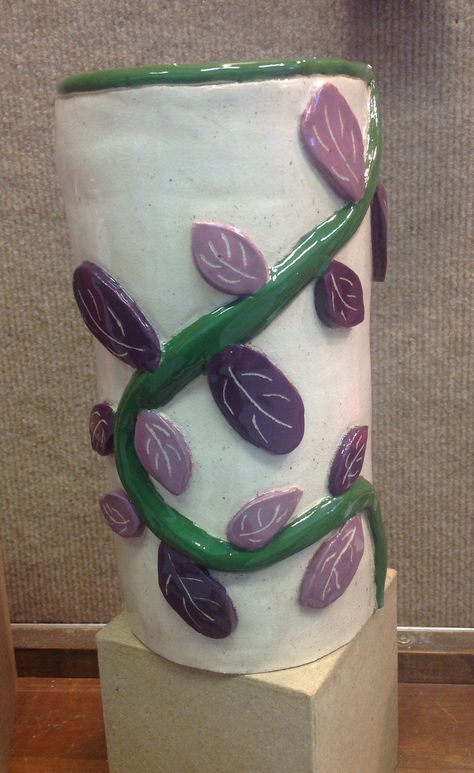 Cylinder Clay Ideas, Ceramics Cylinder Ideas, Clay Cylinder Ideas, Pottery Cylinder Ideas, Coil Vessel, 7th Grade Art Projects, Ceramic Handbuilding, Ceramic Lessons, Cylinder Ceramic