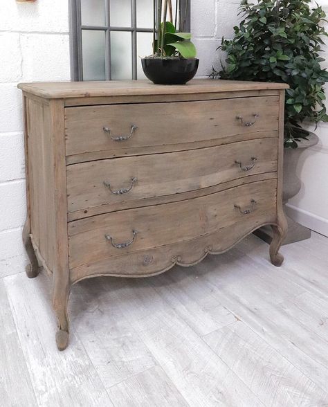 3 Drawer Antique Dresser, How To Style Chest Of Drawers, Chest Of Drawers Upcycle, Chest Of Drawers Styling, French Cottage Bedroom, French Bedroom Furniture, Cottage Style Bedrooms, Modern French Farmhouse, French Chest Of Drawers