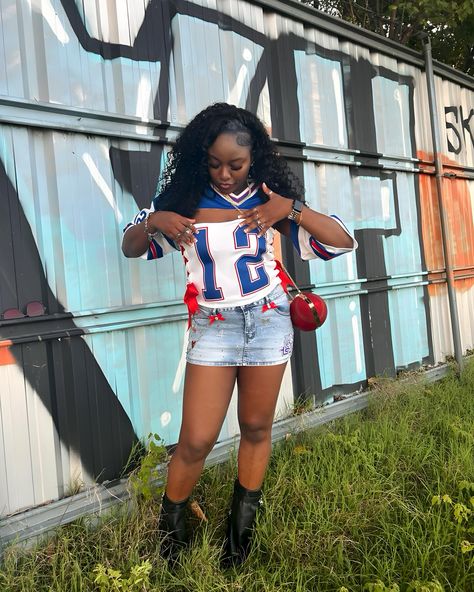 “The Jersey Corset” TSU HOCO 24’ 🤍💙❤️ Jersey Birthday Outfit, Jersey Corset, Birthday Outfit, Birthday