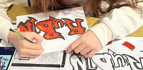 Graffiti Name Art Lesson, Graffiti Name Art, Art Lesson Plan, Graffiti Name, Graffiti Names, Art Garage, Middle School Art, Art Lesson Plans, Art Lesson