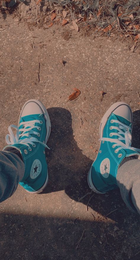 Teal Converse Aesthetic, Star Vibes Aesthetic, Teal Converse, Converse Aesthetic, Photo Walls, Wallpaper Earth, Fresh Shoes, Spider Gwen, Hair Clothes