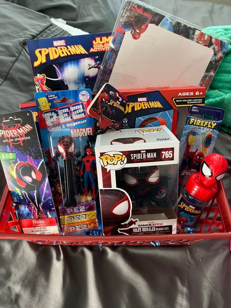 One Month Anniversary Gifts, Gifts Ideas For Boyfriend, Anniversary Gifts Ideas, Spiderman Room, All Spiderman, One Month Anniversary, Auction Basket, Hello Sticker, Spiderman Gifts