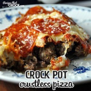 Meatless Crumbles Recipes, Pizza Casserole Low Carb, Crockpot Pizza, Crock Pot Pizza, Crustless Pizza, Low Carb Marinara, Keto Crockpot Recipes, Pizza Casserole, Low Carb Sauces