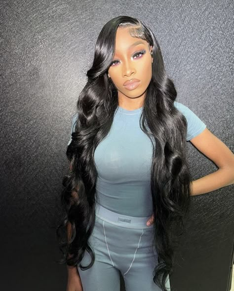 Wigs Hairstyles, Frontal Wig Hairstyles, Birthday Hairstyles, Wig Ideas, Lace Fronts, Birthday Hair, Frontal Hairstyles, Pretty Braided Hairstyles, Slick Hairstyles