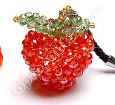 7 Steps How to Make a 3D Beaded Apple 3d Beading Patterns, Apple Beads, Bead Trees, Beaded Gifts, Beaded Fruit, 3d Beading, Bead Rings, Seed Bead Crafts, Beaded Cross Stitch