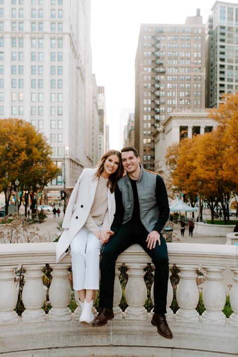 Chicago Picture Ideas Couples, Central Park Couple Photoshoot Winter, Engagement Photos Outfits Chicago, Chicago Fall Engagement Photos, Chicago Winter Engagement Photos, Downtown Chicago Engagement Photos, Engage Photoshoot, Chicago Couple Pictures, Engagement Photos Winter Outfit