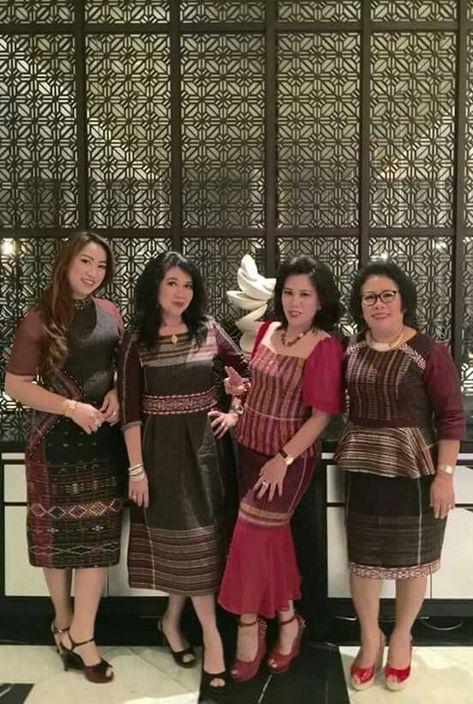 Ulos Batak Dress, Dress Tenun Ntt, Tenun Dress, Dress Formal Elegant, Model Dress Batik, Ikkat Dresses, Mother Clothing, Ikat Dress, Batik Fashion