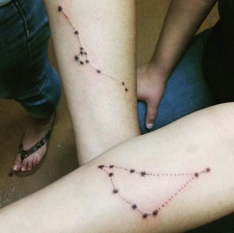 constellation sister tattoo on arm Sisters Tattoos, Cute Sister Tattoos, Matching Bff Tattoos, Bodysuit Tattoos, Sister Tattoo Designs, Tribute Tattoos, Sanskrit Tattoo, Matching Sister Tattoos, Hamsa Tattoo