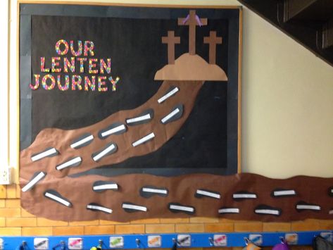 Lent Bulletin Board Ideas Catholic, Lent Bulletin Board Ideas, Religious Bulletin Boards, Lenten Activities, Easter Bulletin Boards, Kindergarten Bulletin Boards, Valentines Day Bulletin Board, Classroom Boards, Church Bulletin Boards