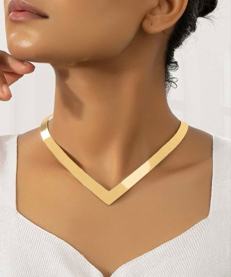 Diy Statement Necklace, Fancy Jewelry Necklace, Embellished Fashion, Art Jewelry Design, Jewelry Design Drawing, Necklace Collar, Bold Necklace, Womens Chokers, Kehlani