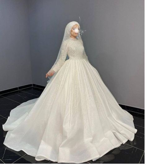 Hijabi Wedding Dress, Turkish Wedding Dress, Butterfly Wedding Dress, Wedding Dresses Muslim, Puffy Wedding Dresses, Wedding Event Dresses, Muslimah Wedding Dress, Wedding Dress Types, Big Wedding Dresses