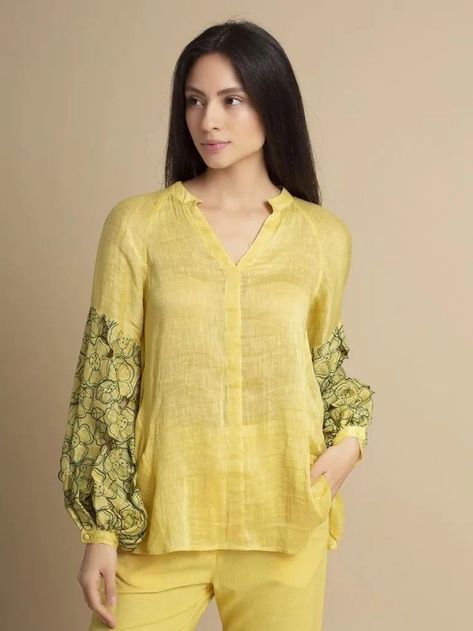 Western Kurti, Top With Pants, Ladies Suit, Green Checkered, Designing Ideas, Simple Kurti Designs, Kurta Neck Design, Cotton Kurti Designs, Kurti Designs Party Wear