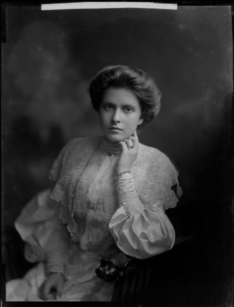 Princess Alice of Greece and Denmark, by H. Walter Barnett, 1903 - NPG x81595 - © National Portrait Gallery, London Prince Philip Mother, Alice Of Battenberg, Princess Alice Of Battenberg, Greek Royalty, Greek Royal Family, English Royalty, Princess Alice, Elisabeth Ii, Reina Isabel Ii