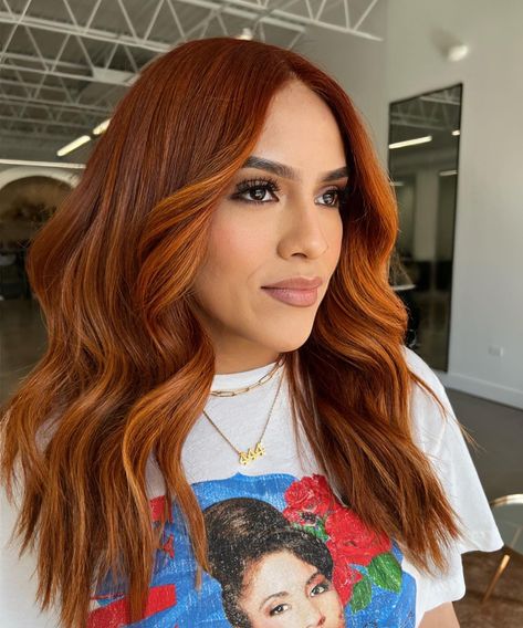 Copper hair, copper balayage, red hair, orange hair Burnt Orange Short Hair, Red Hair Haircuts, Cool Copper Hair, Hair Copper Balayage, Dyed Ginger Hair, Orange Copper Hair, Copper Bob Hair, Balayage Red Hair, Red Hair Orange