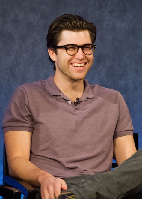 NEW YORK, NY - NOVEMBER 13: Writer Colin Jost attends Live from New York... A Discussion with the 'Saturday Night Live' Writers at The Paley Center for Media on November 13, 2011 in New York City. (Photo by Michael Stewart/WireImage) via @AOL_Lifestyle Read more: https://www.aol.com/article/entertainment/2017/12/13/saturday-night-live-names-weekend-update-duo-co-head-writers/23306063/#slide=7159135#fullscreen?a_dgi=aolshare_pinterest Collin Jost, Snl Cast, Colin Jost, Michael Che, James Dean Photos, New York January, Weekend Update, Jim Parsons, New York Police