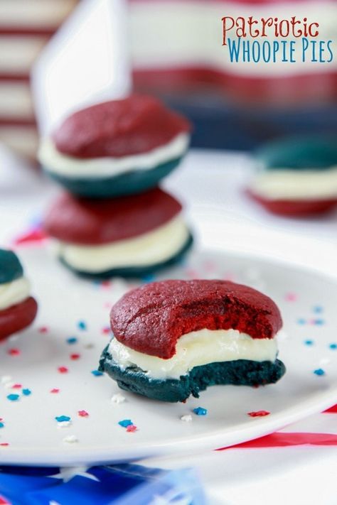 Red, White, and Blue Whoopie Pie Recipe Whoopie Pie Recipe, Patriotic Food, Patriotic Desserts, Whoopie Pie, Watermelon Cake, Mince Pie, 4th Of July Desserts, Fourth Of July Food, Whoopie Pies