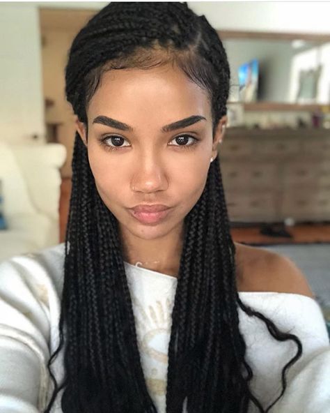 Effortlessly Beautiful @jheneaiko - https://blackhairinformation.com/hairstyle-gallery/effortlessly-beautiful-jheneaiko/ Small Box Braids, Blonde Box Braids, Long Box Braids, Easy Hairstyles For Medium Hair, Box Braids Styling, Jhene Aiko, Girls Braids, Chic Hairstyles, Braids For Black Women