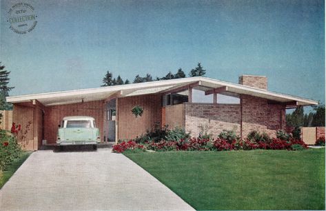 For this 1958 house, the patio doubles space! Plan provided - Mister Vintage 1950 House Exterior, 1950s House Exterior, 60s House Exterior, Retro House Exterior, 80s House Exterior, Gable Carport, 1950 House, 50s House, 60s House