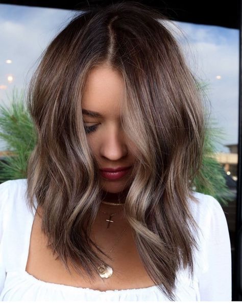 Root Melt Brown, Balayage Brunette Short, Mushroom Melt, Layered Hair Styles, Root Melt, Shoulder Length Hairstyles, Shoulder Length Haircuts, Balayage Brown, Hair Instagram