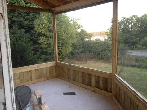 Need ideas for making removable screen inserts for screened in porch | Contractor Talk - Professional Construction and Remodeling Forum Screened In Porch Cost, Screen Porch Ideas, Screen Porch Panels, Lake House Porch, Sidelight Curtains, Enclosed Front Porches, Porch Design Ideas, Covered Patio Design, Screened Porch Designs