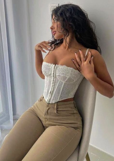 Loren Grey, Outfit Elegantes, Corset Outfit, Winter Fashion Outfits Casual, Seductive Clothes, Curvy Women Jeans, Causual Outfits, Cute Simple Outfits, Teenage Fashion Outfits