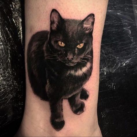 Cat Face Tattoos, Black Cat Tattoo, Cat Portrait Tattoos, Kitty Tattoos, Cat Tatto, Tattoo Pics, Cute Cat Tattoo, Black Cat Tattoos, Kunst Tattoos