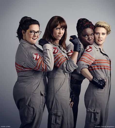 Ghostbusters (2016) Still think it's an awesome idea ....so there haters :) and yes i watched the original in the theater Ghostbusters Cast, Jillian Holtzmann, Ghostbusters 2016, Ghostbusters Costume, Ghostbusters Movie, Carnival Halloween, Diy Kostüm, Carnival Costume, Kate Mckinnon