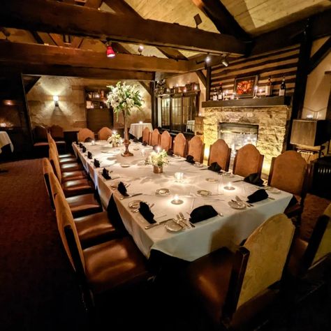 The Best Restaurants For Large Groups In Columbus Retreat Business, Friendsgiving Dinner Party, Group Dinner, Woods Restaurant, Elegant Restaurants, Private Event Space, Friendsgiving Dinner, Tapas Restaurant, Family Style Meals