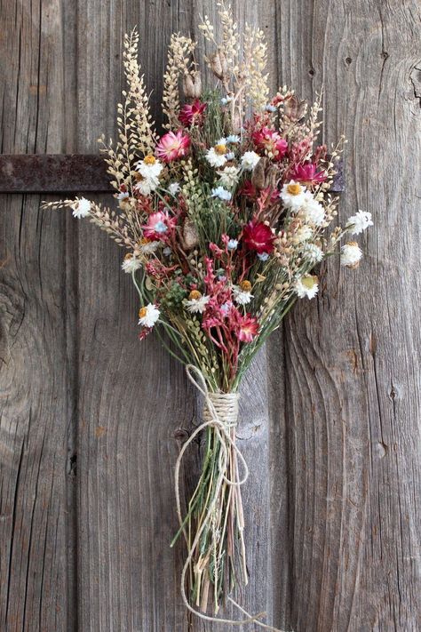 Bouquet Display, Bouquet Champetre, Bouquet Arrangement, Dried Bouquet, Bouquet Arrangements, Small Bouquet, Trendy Flowers, Rustic Boho, Deco Floral