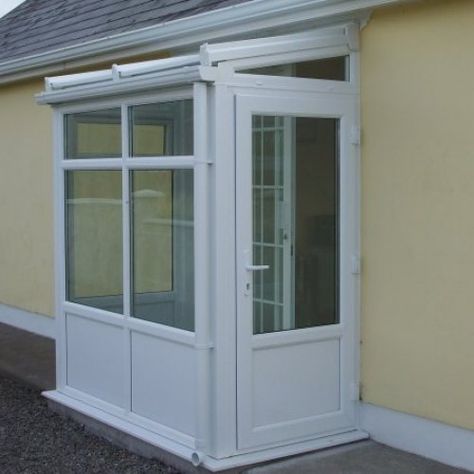 Porch Storage Ideas, Lean To Porch, Ogee Skirting Board, Upvc Porches, Aluminium French Doors, Sas Entree, Glass Porch, Porch Storage, Enclosed Porches