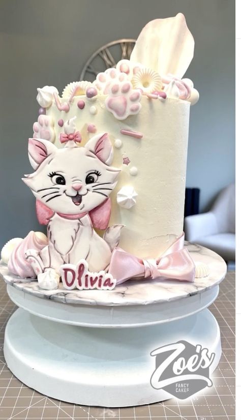 Birthday, Children's Cake, Layer Cake, Aristocats, Marie, Disney, Buttercream, Handdrawn, Pinks, Pink Satin Bow - @zoesfancycakes Marie Aristocats Cake, Marie The Cat, Marie Disney, Zoes Fancy Cakes, Kitten Cake, Kitten Birthday Party, Sweet Sixteen Birthday Party Ideas, Aristocats Marie, Glaze For Cake