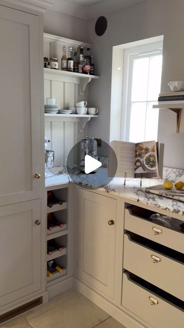 Debbie Harris on Instagram: "Morning all and happy Sunday. After the love on my stories yesterday for my little herb garden outside my pantry / prep kitchen I thought I would share a bit more of these details in conjunction with this very well used room that I changed from being a utility room.
The herbs create interest in an otherwise boring small alleyway down side of house and come in very handy when preparing meals - although I’m still getting used to them being there as I keep thinking someone is stood outside back door! 😳
I have also added the beautiful antique brass label holders to the fronts of the pantry drawers - it’s always about the details!

Brass wall planters @rowenandwren 
Brass label holders @devolkitchens (as is complete pantry / prep kitchen)

(Not an ad just sharing d Pantry Prep Kitchen, Pantry Drawers, Wall Planters, Prep Kitchen, Back Door, Utility Room, I Changed, Brass Wall, Wall Planter